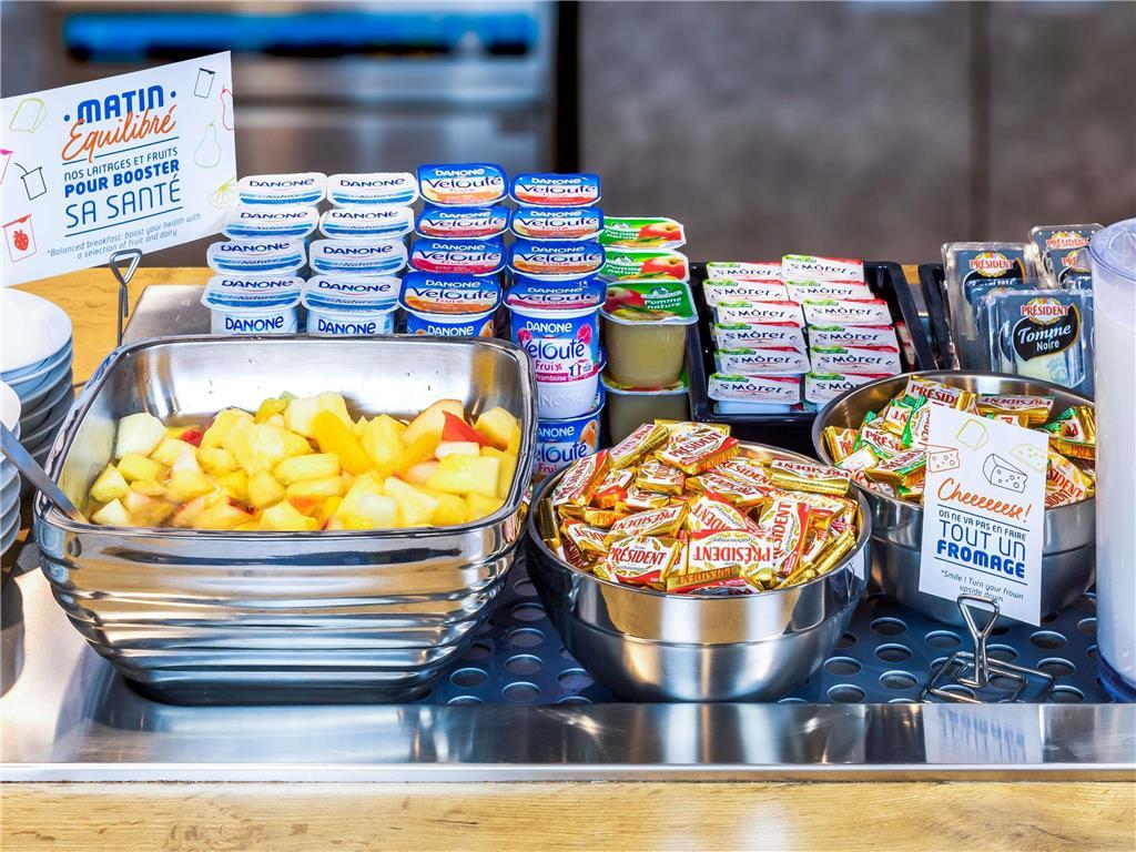 Ibis Budget Nantes Nord Saint Herblain Restaurant foto